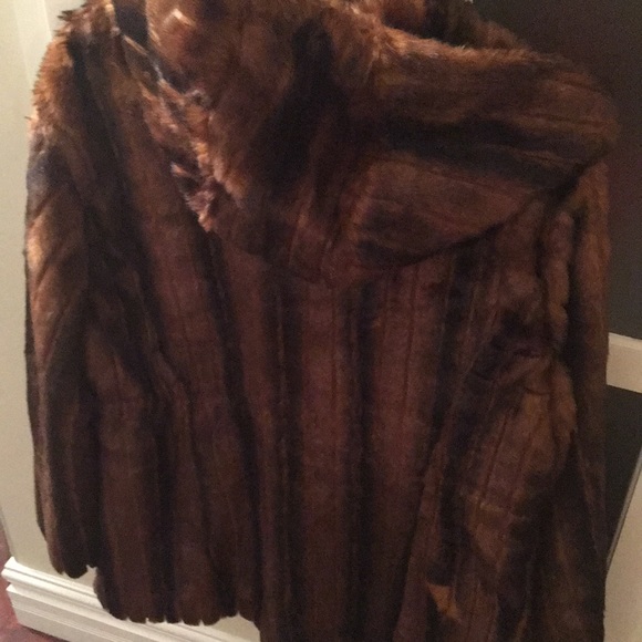 Faux Fur Jacket - Picture 3 of 5